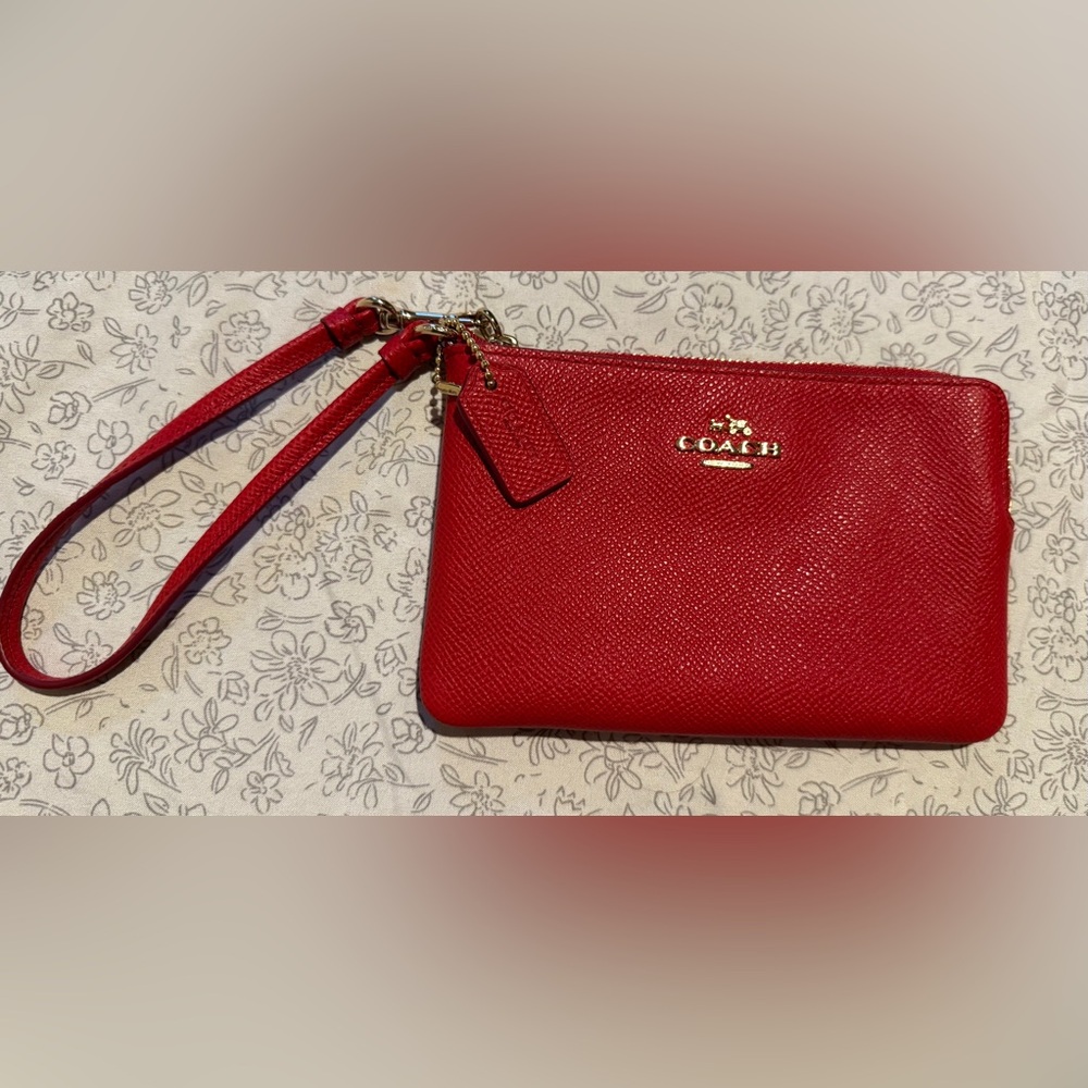 Coach Scarlet Textured Leather Wristlet